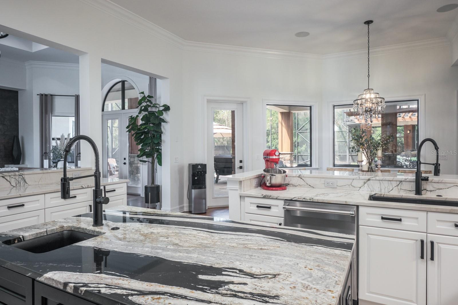 RENAISSANCE OAKS - Residential