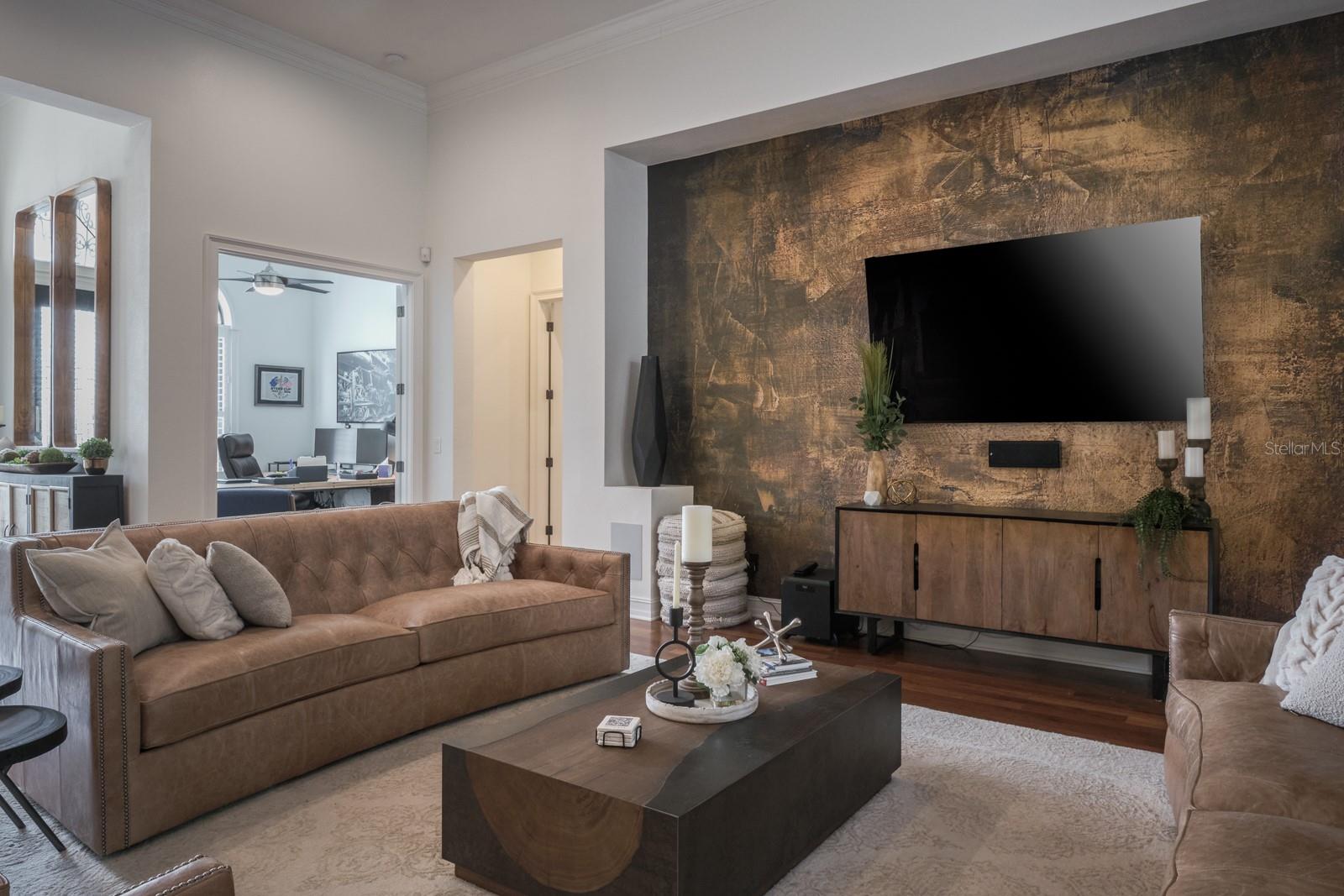 RENAISSANCE OAKS - Residential