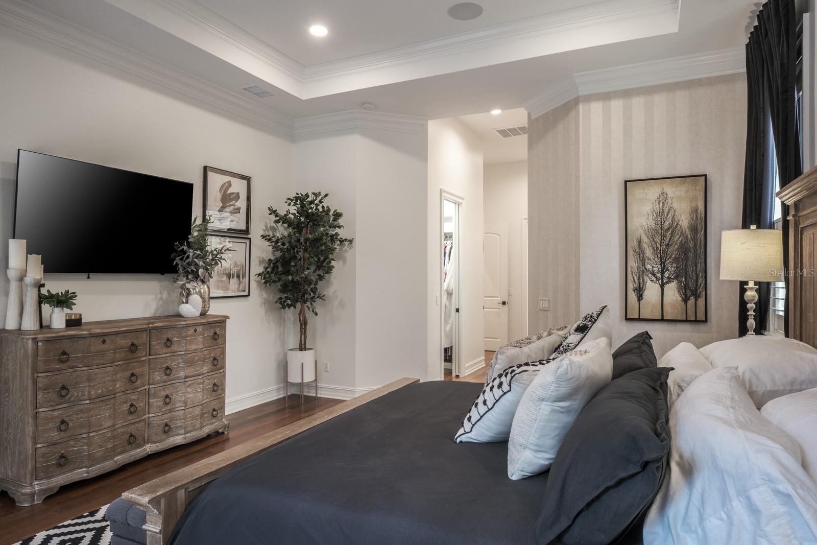 RENAISSANCE OAKS - Residential