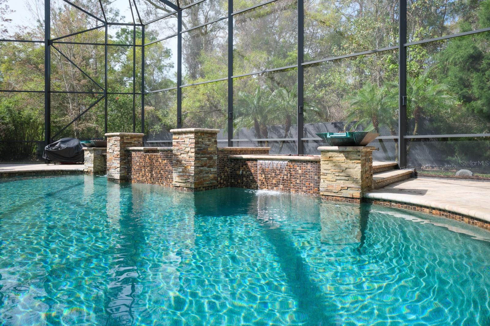 RENAISSANCE OAKS - Residential