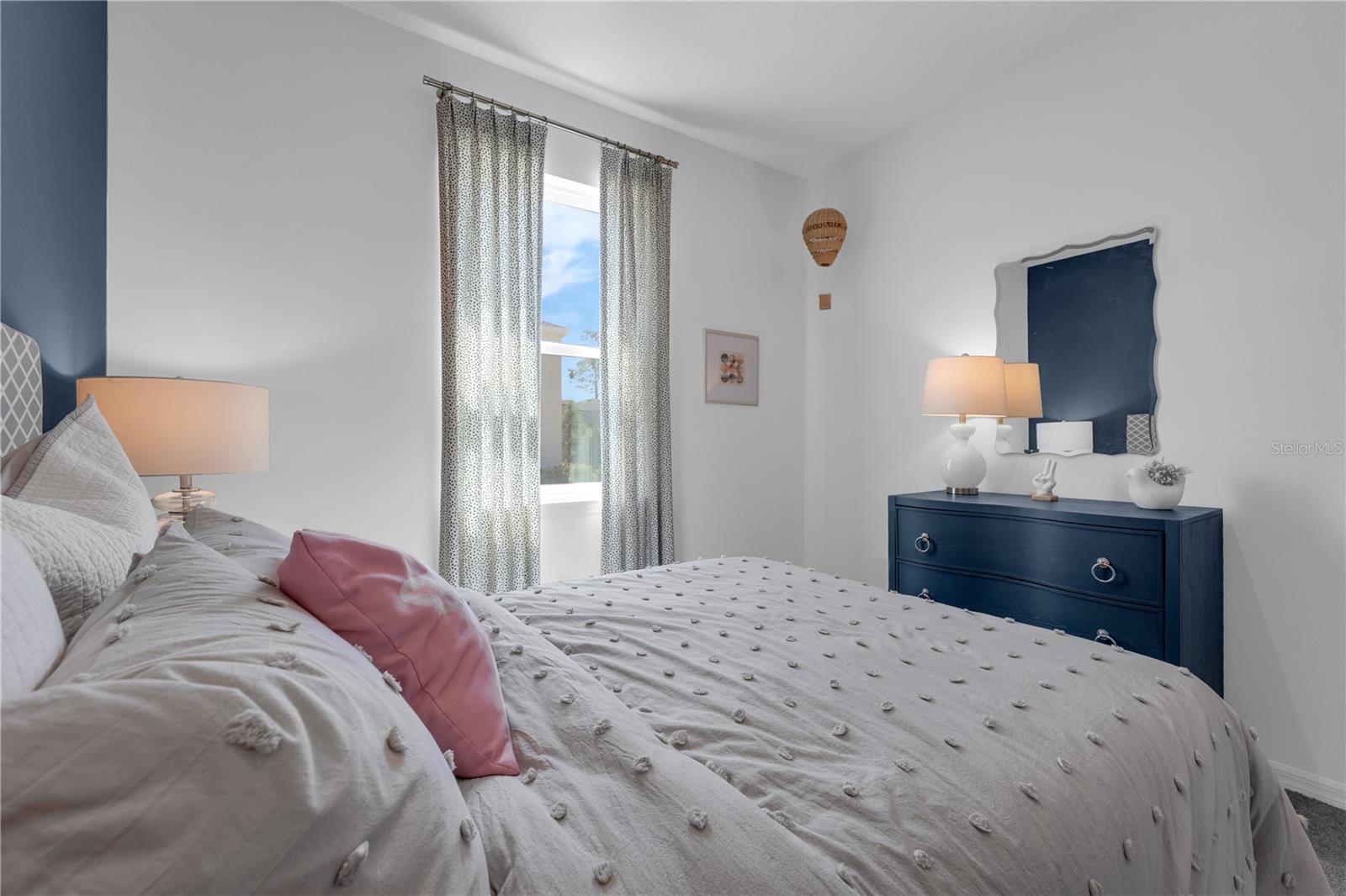 SUNSET LAKES ESTATES - Residential