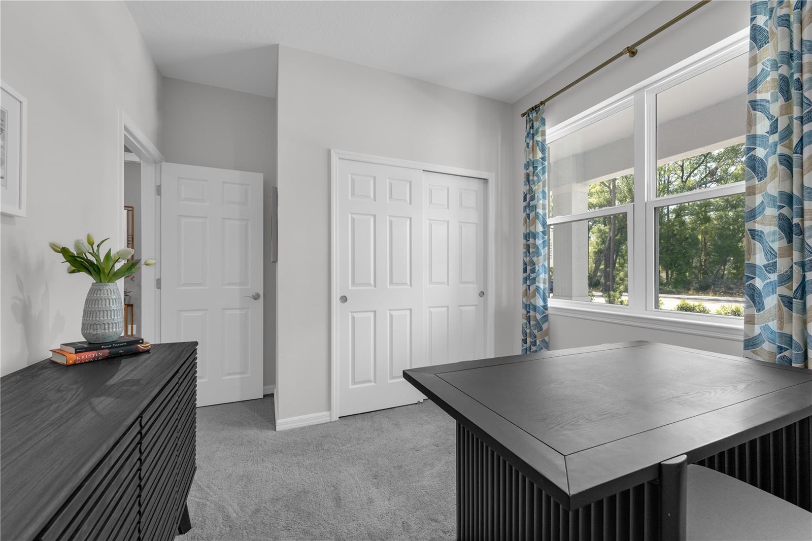 SUNSET LAKES ESTATES - Residential