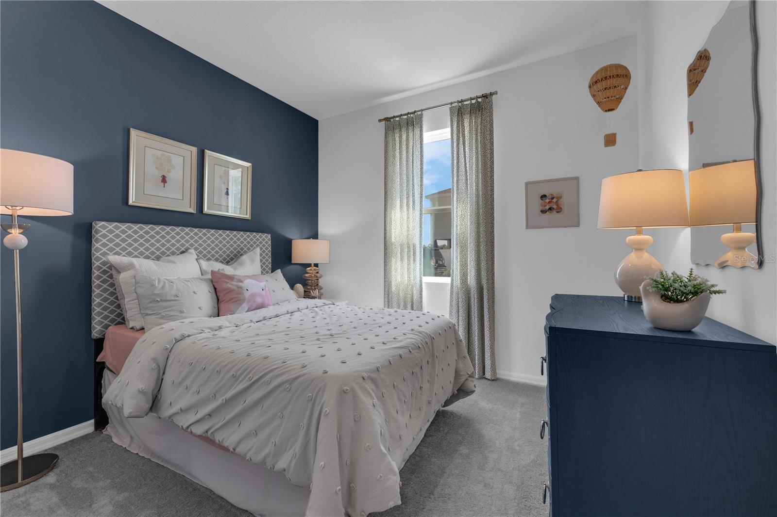 SUNSET LAKES ESTATES - Residential