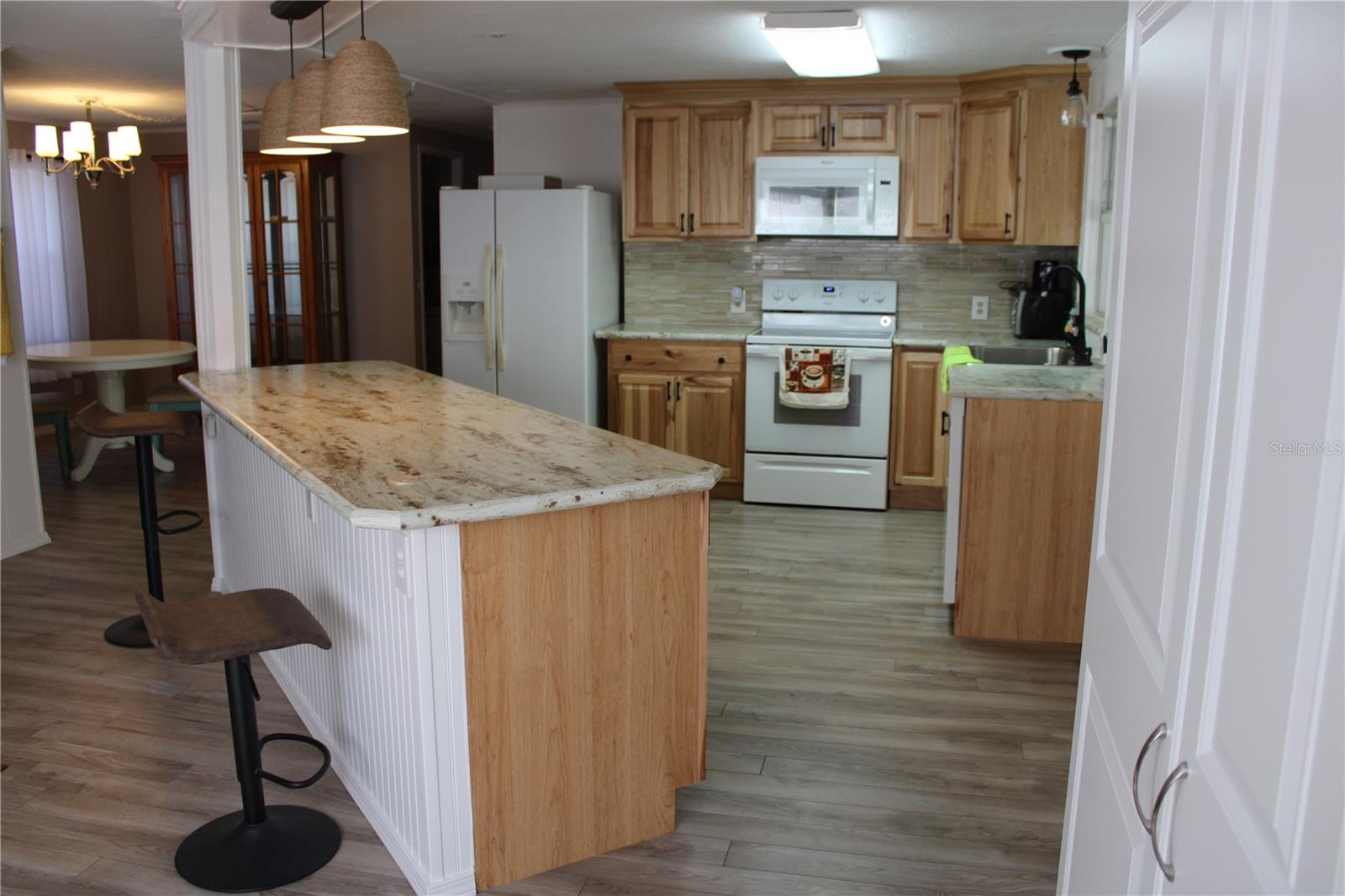 KOVE ESTATES COOP - Residential