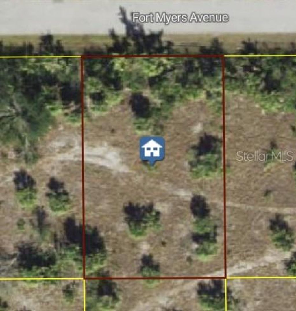 Photo of 14289 Fort Myers Avenue, Port Charlotte, FL 33981 (MLS # D6146401)