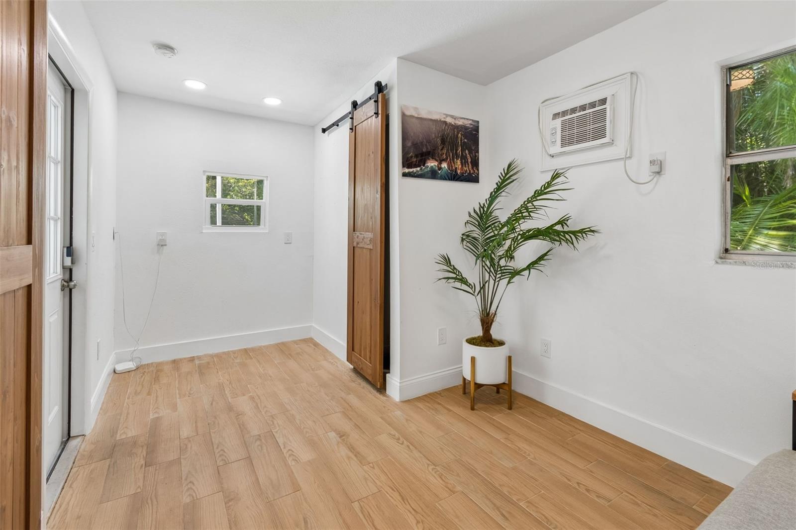 LAKE ELLEN ESTATES SUB - Residential