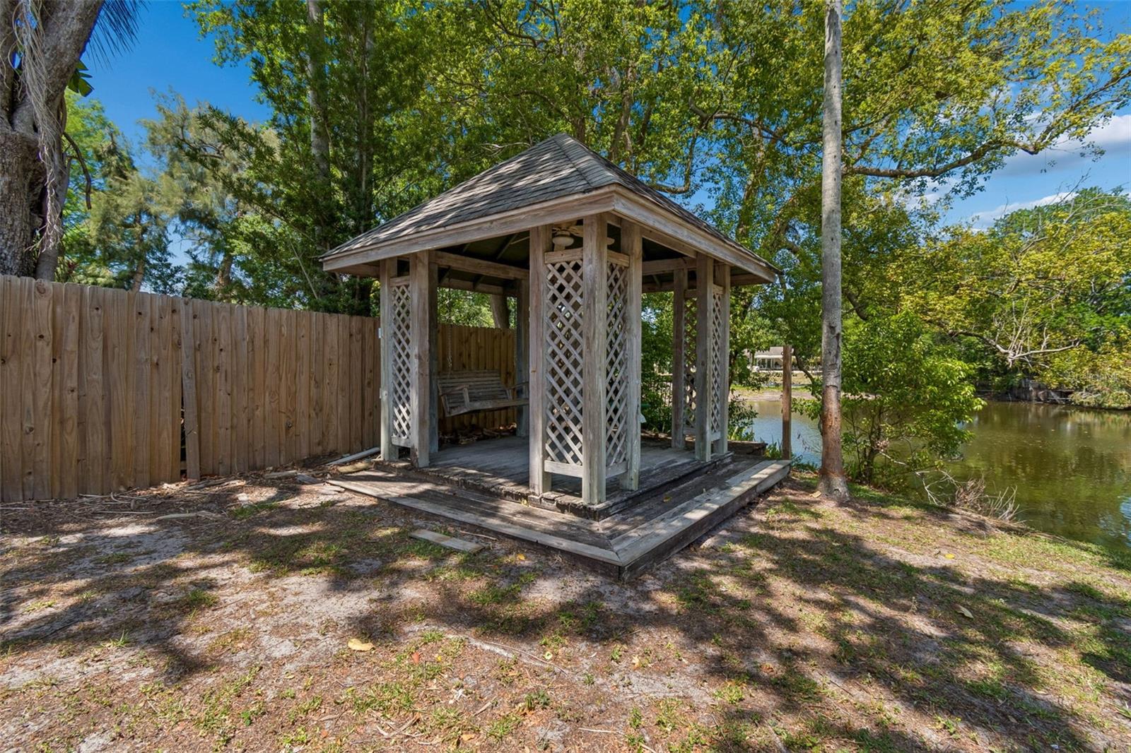 LAKE ELLEN ESTATES SUB - Residential