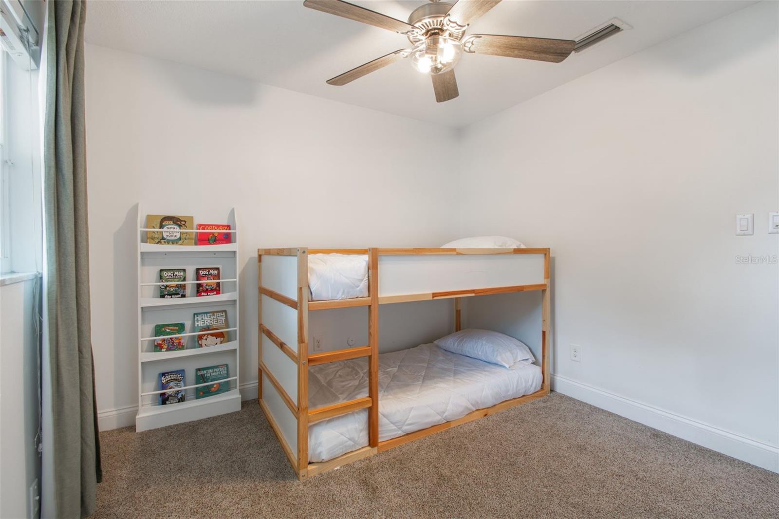 LAKE ELLEN ESTATES SUB - Residential