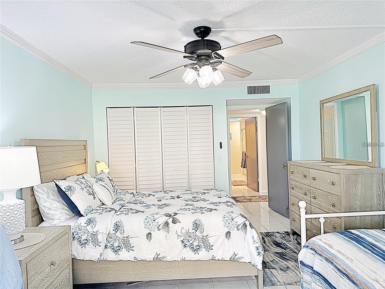 SAND KEY CONDO-SOUTH BEACH 2 - Residential Lease
