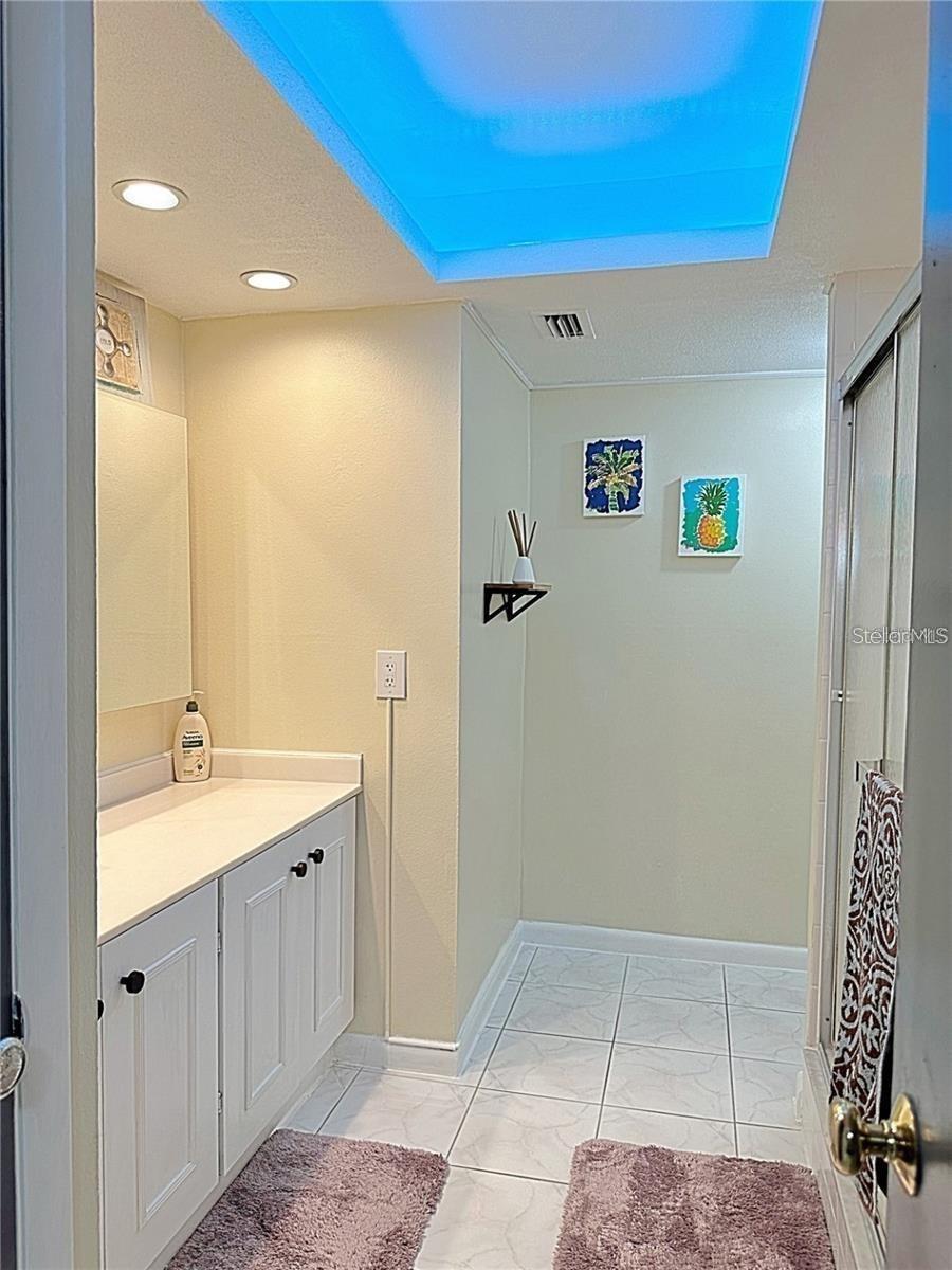 SAND KEY CONDO-SOUTH BEACH 2 - Residential Lease
