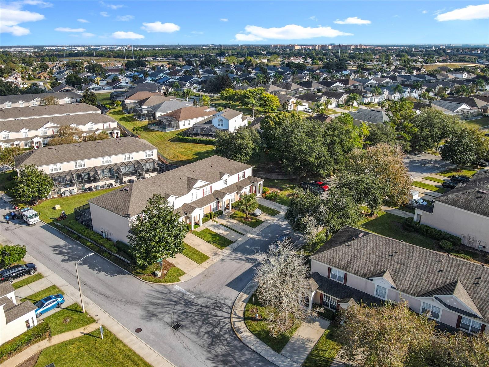 WINDSOR PALMS TWNHMS PH 3A - Residential