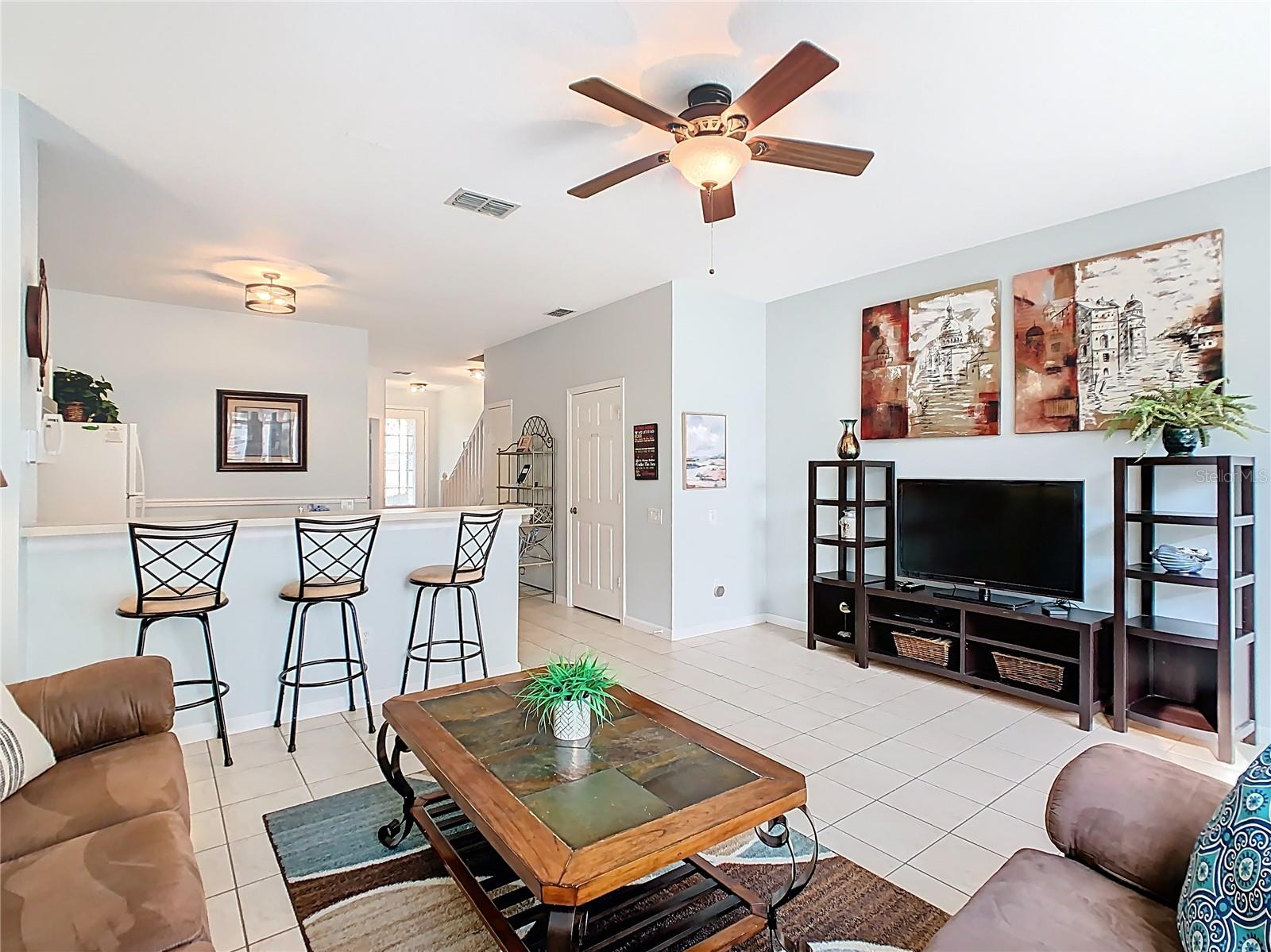 WINDSOR PALMS TWNHMS PH 3A - Residential