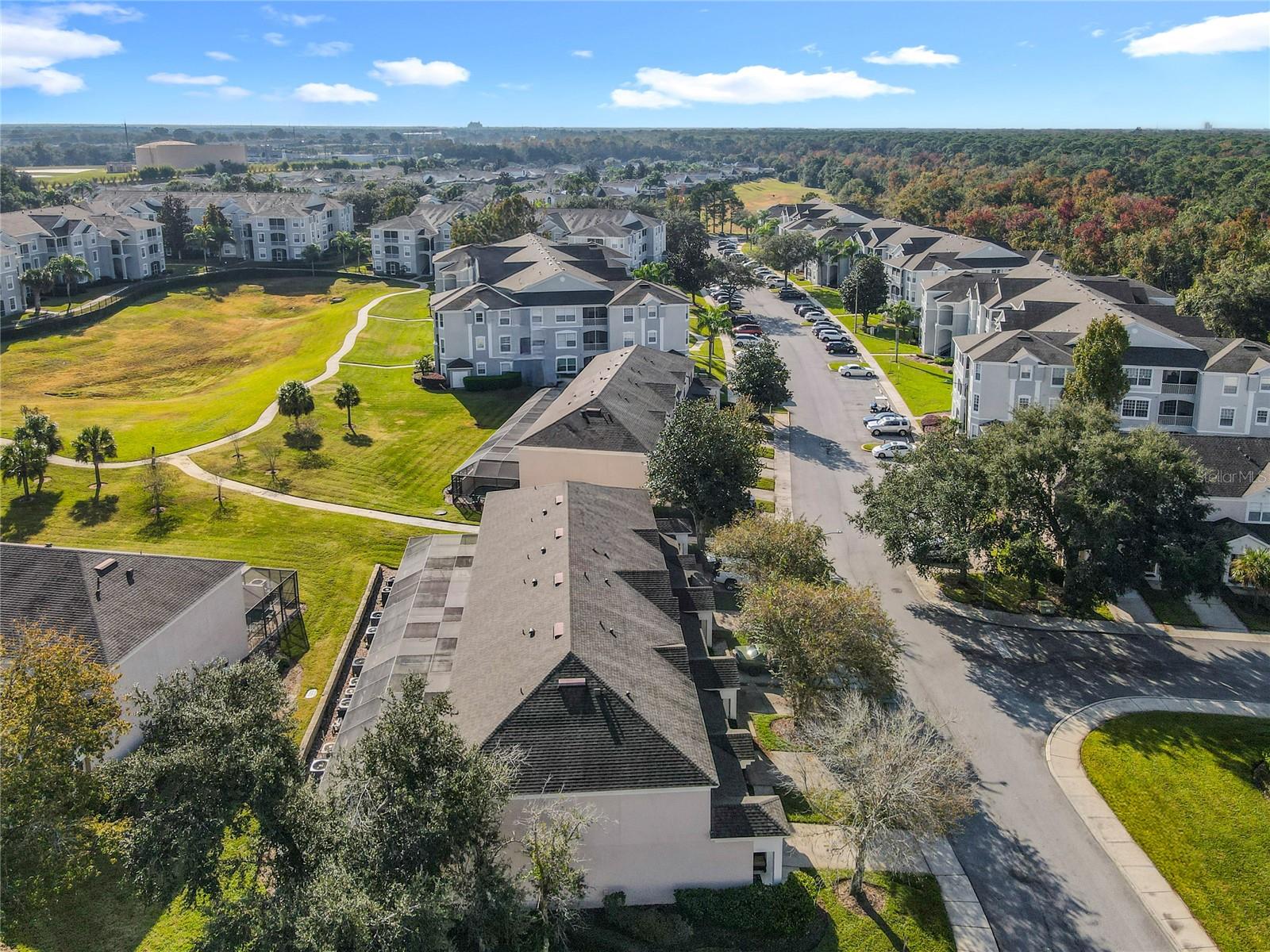 WINDSOR PALMS TWNHMS PH 3A - Residential