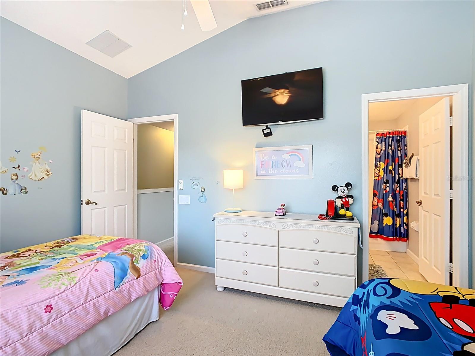 WINDSOR PALMS TWNHMS PH 3A - Residential