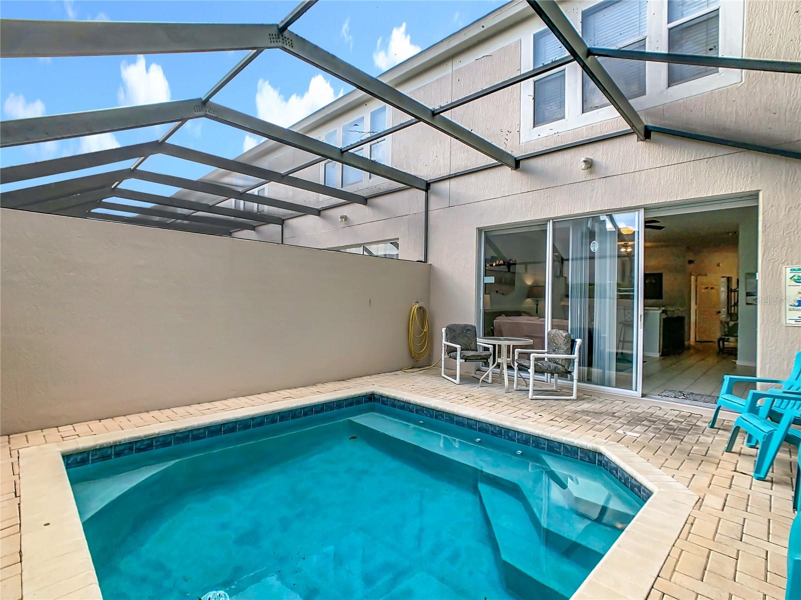 WINDSOR PALMS TWNHMS PH 3A - Residential