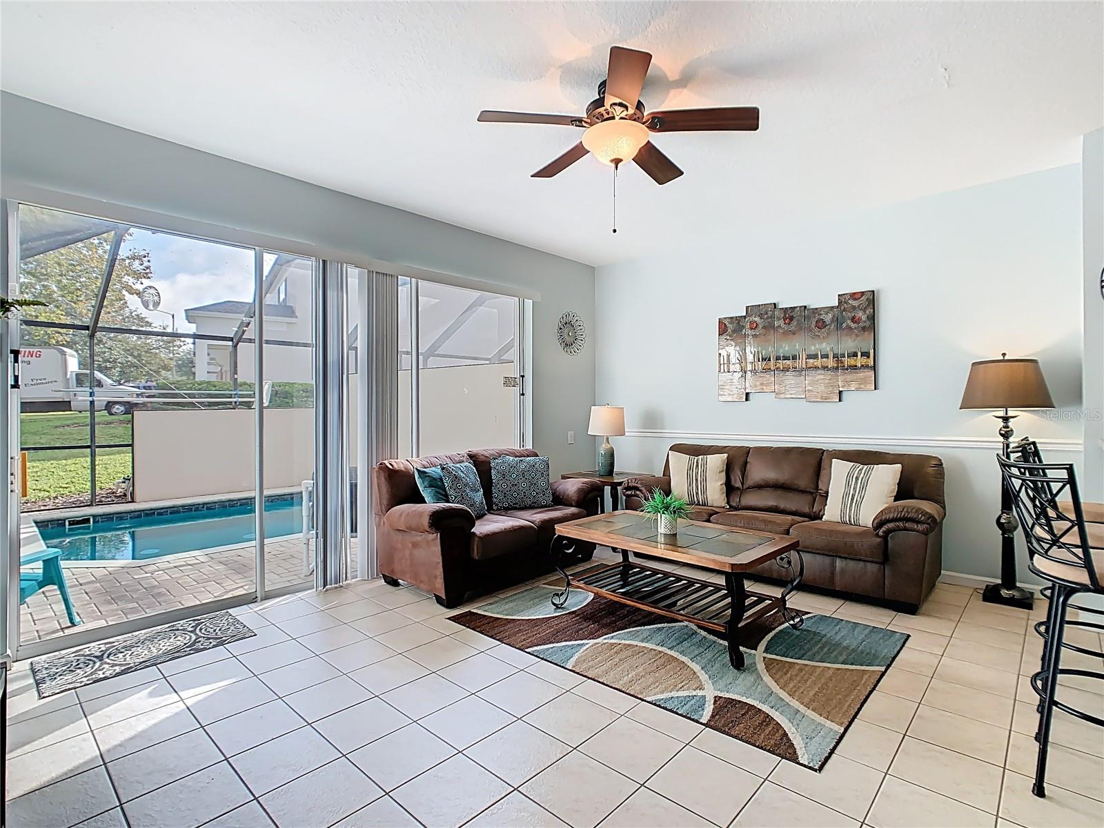 WINDSOR PALMS TWNHMS PH 3A - Residential