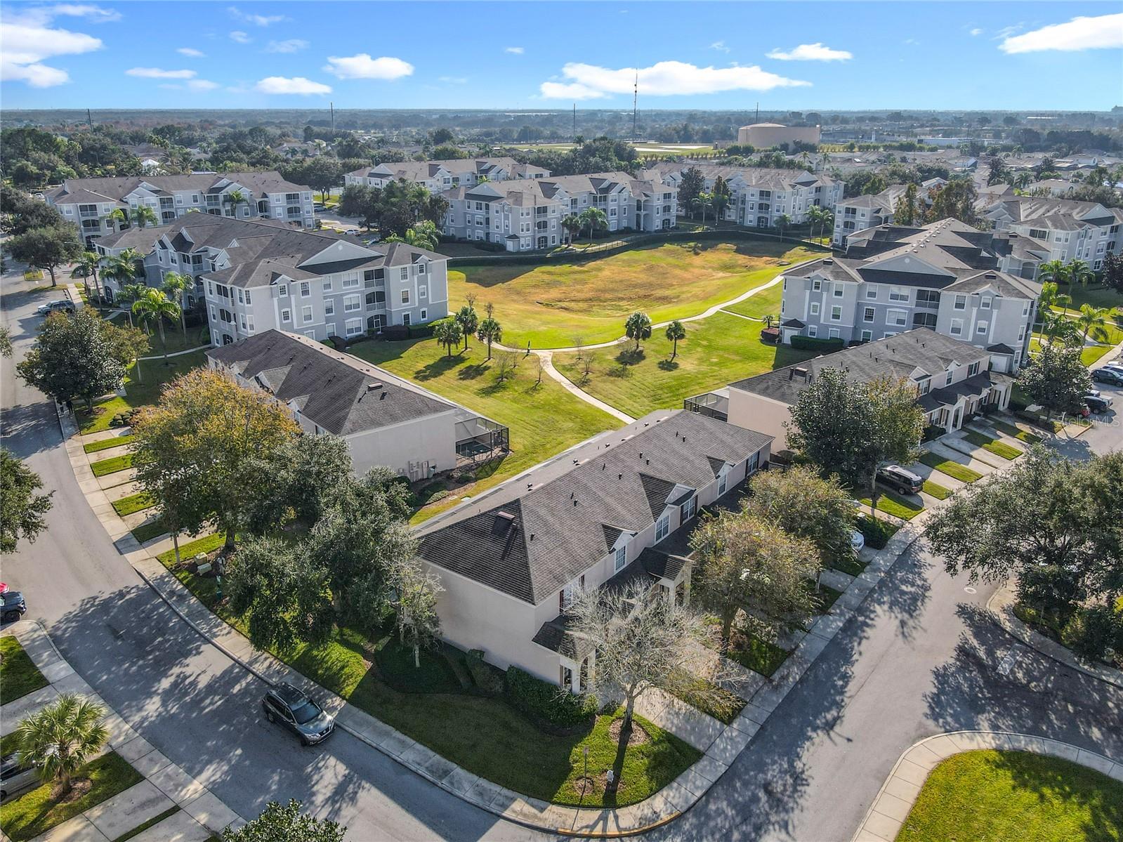 WINDSOR PALMS TWNHMS PH 3A - Residential