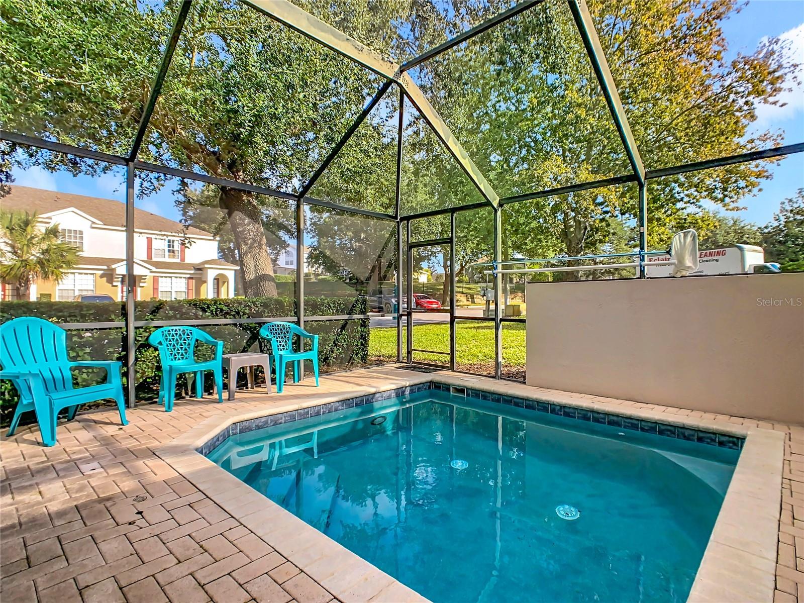 WINDSOR PALMS TWNHMS PH 3A - Residential