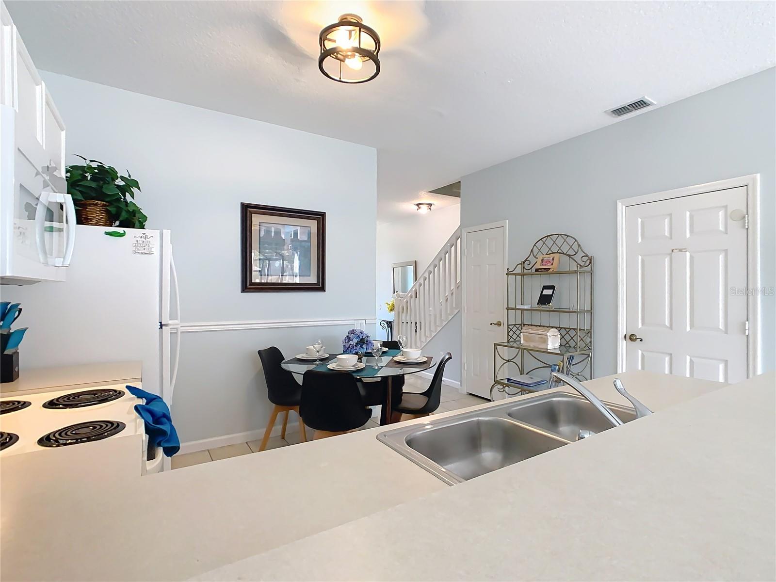 WINDSOR PALMS TWNHMS PH 3A - Residential