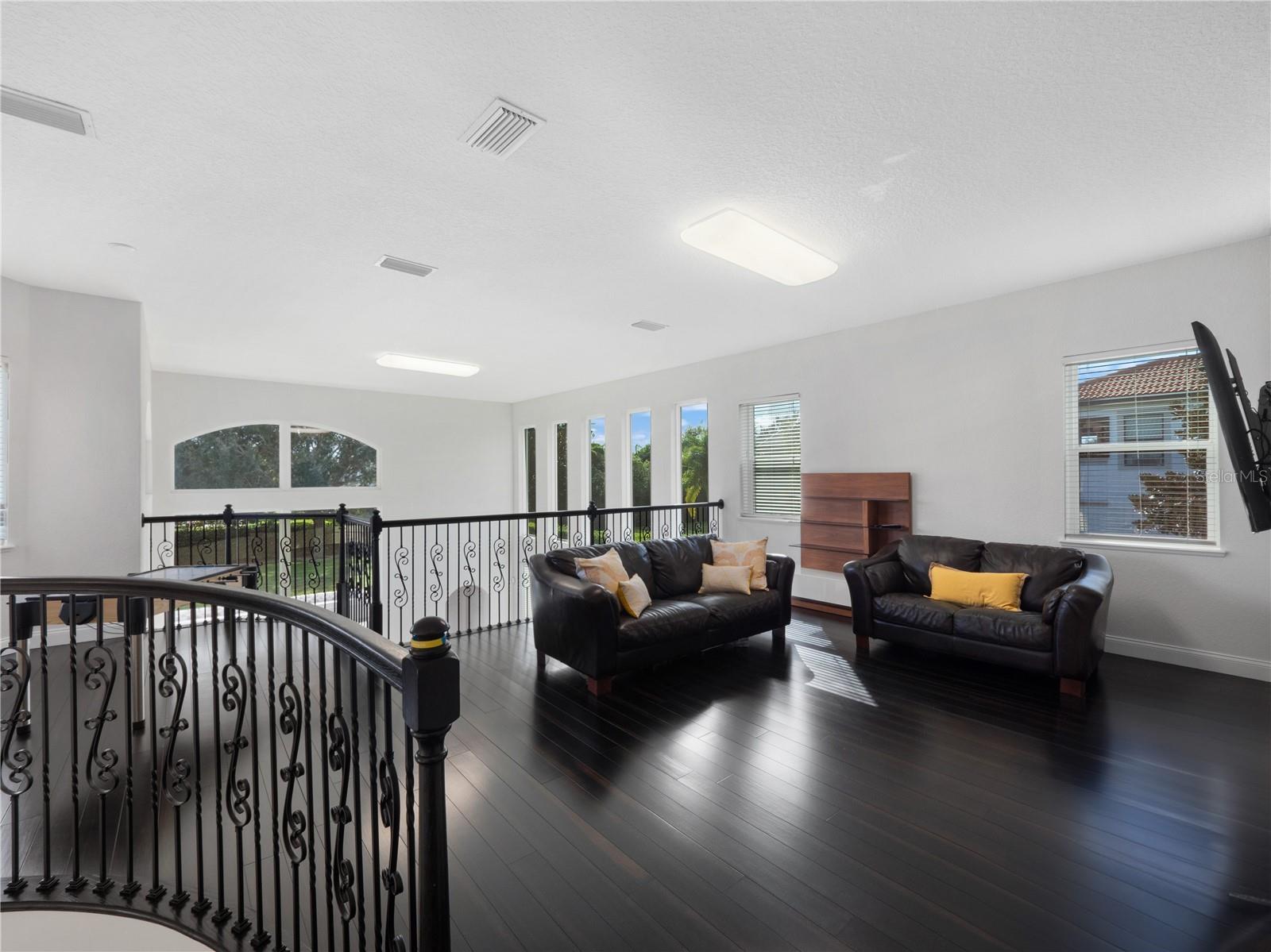 BELLARIA - Residential