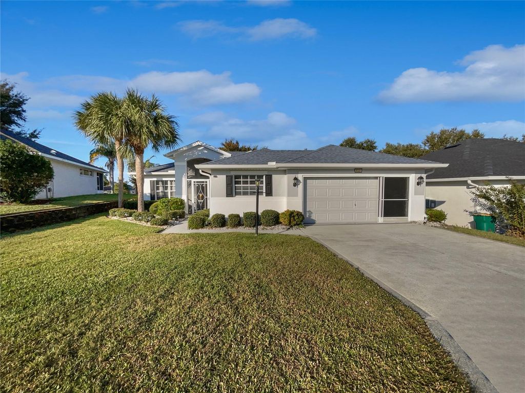 Photo of 5331 Indian Ocean Loop, Tavares, FL 32778 (MLS # O6364071)