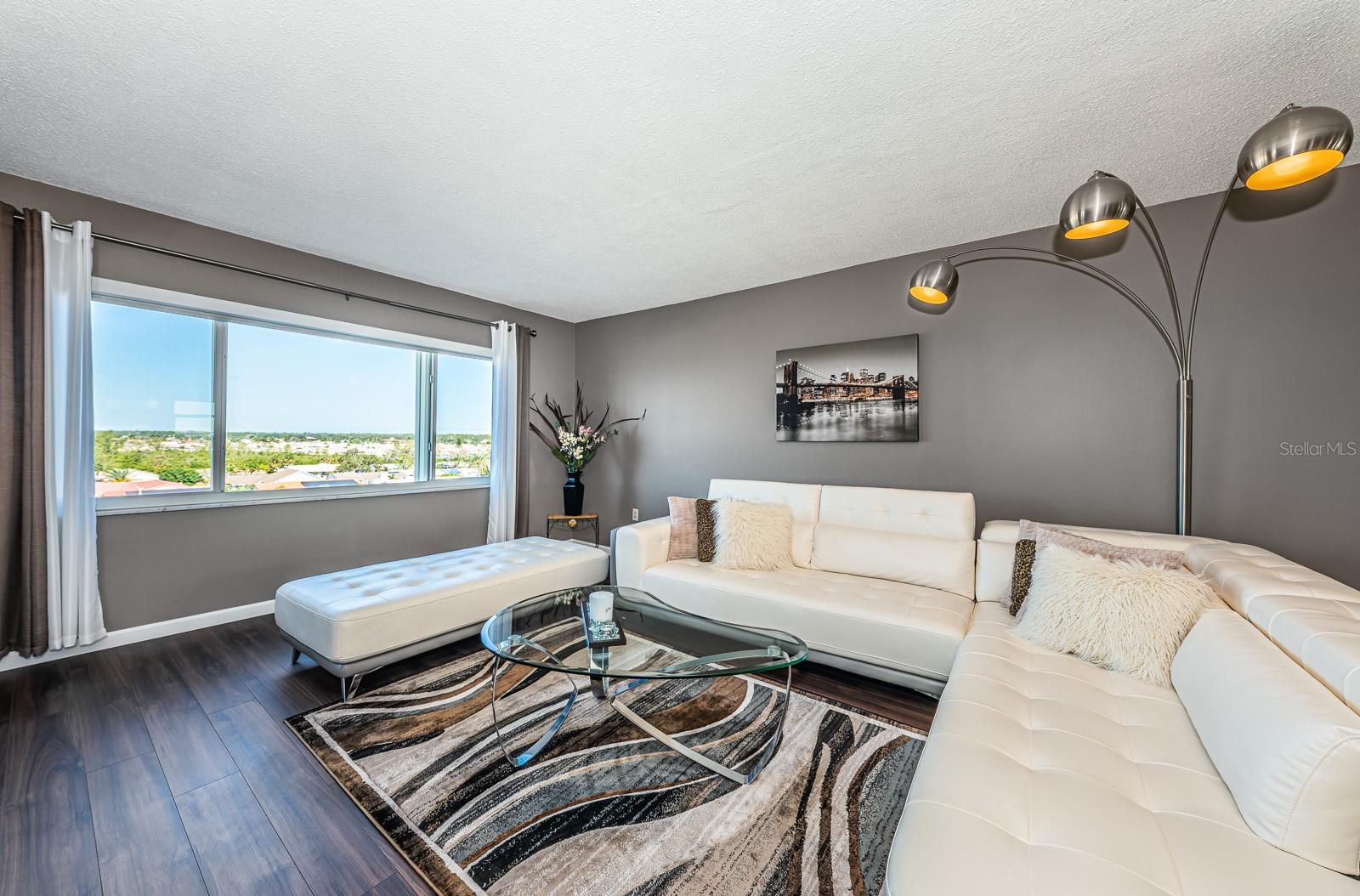 COLUMBIA TOWERS CONDO - Residential