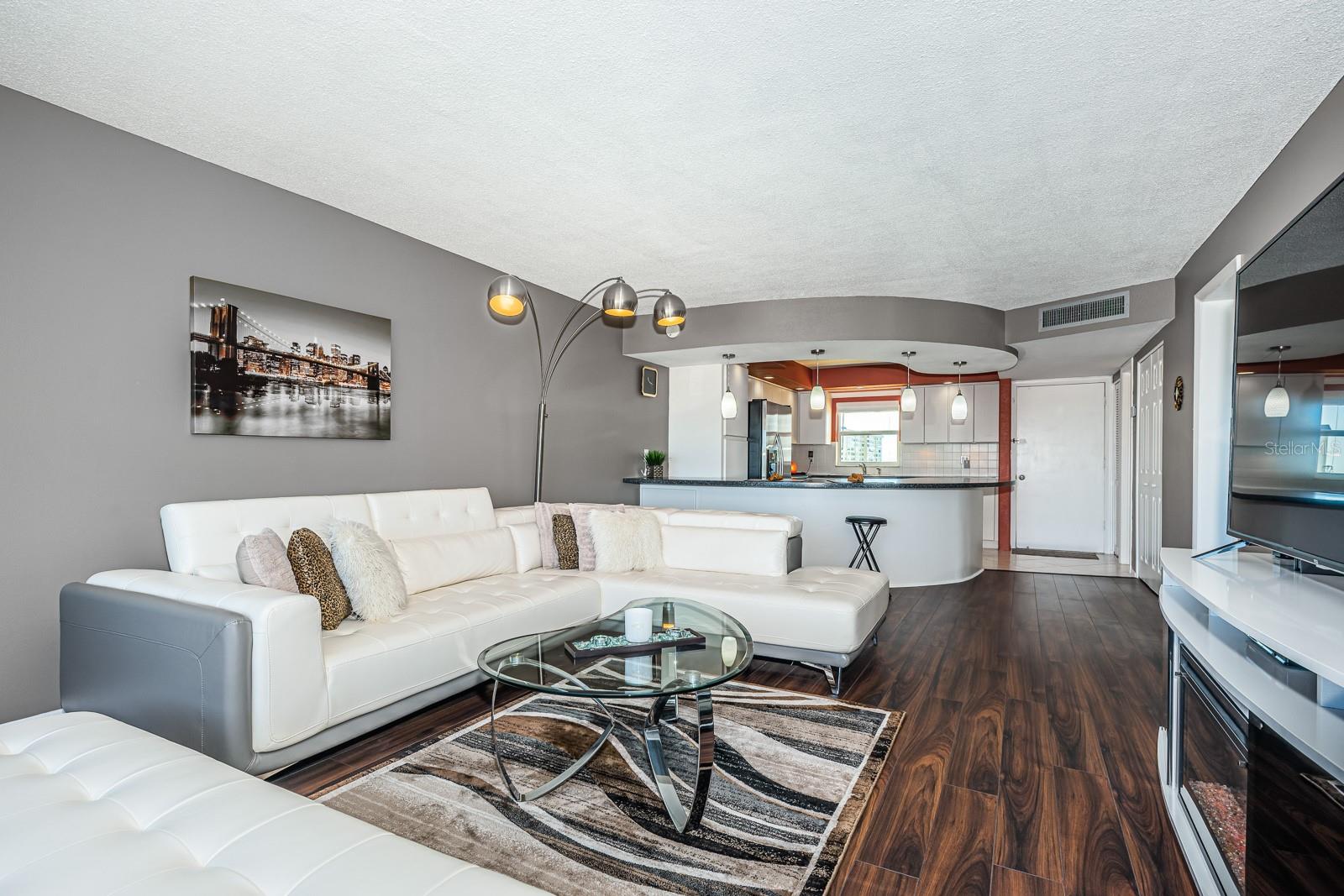 COLUMBIA TOWERS CONDO - Residential