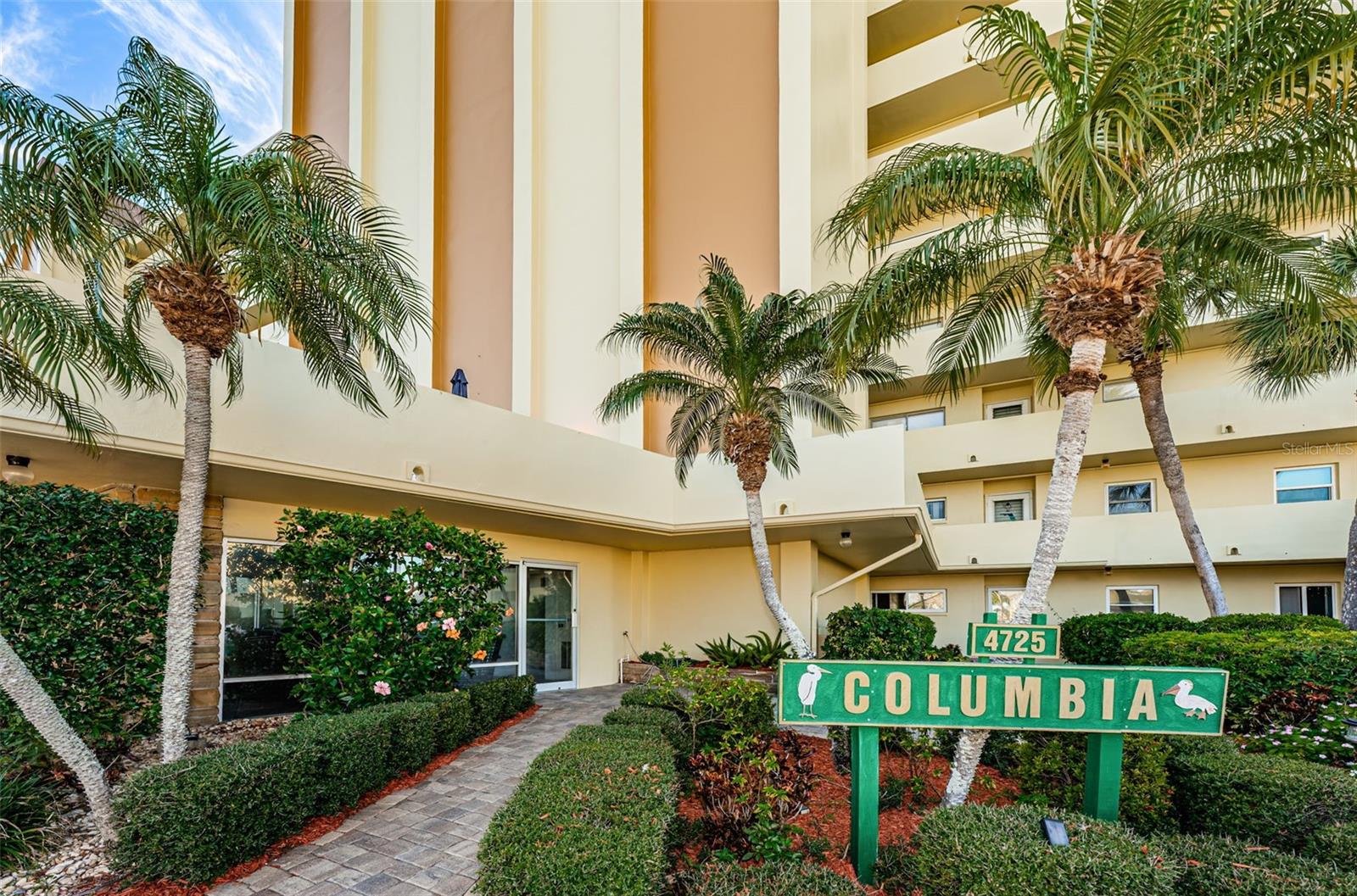 COLUMBIA TOWERS CONDO - Residential
