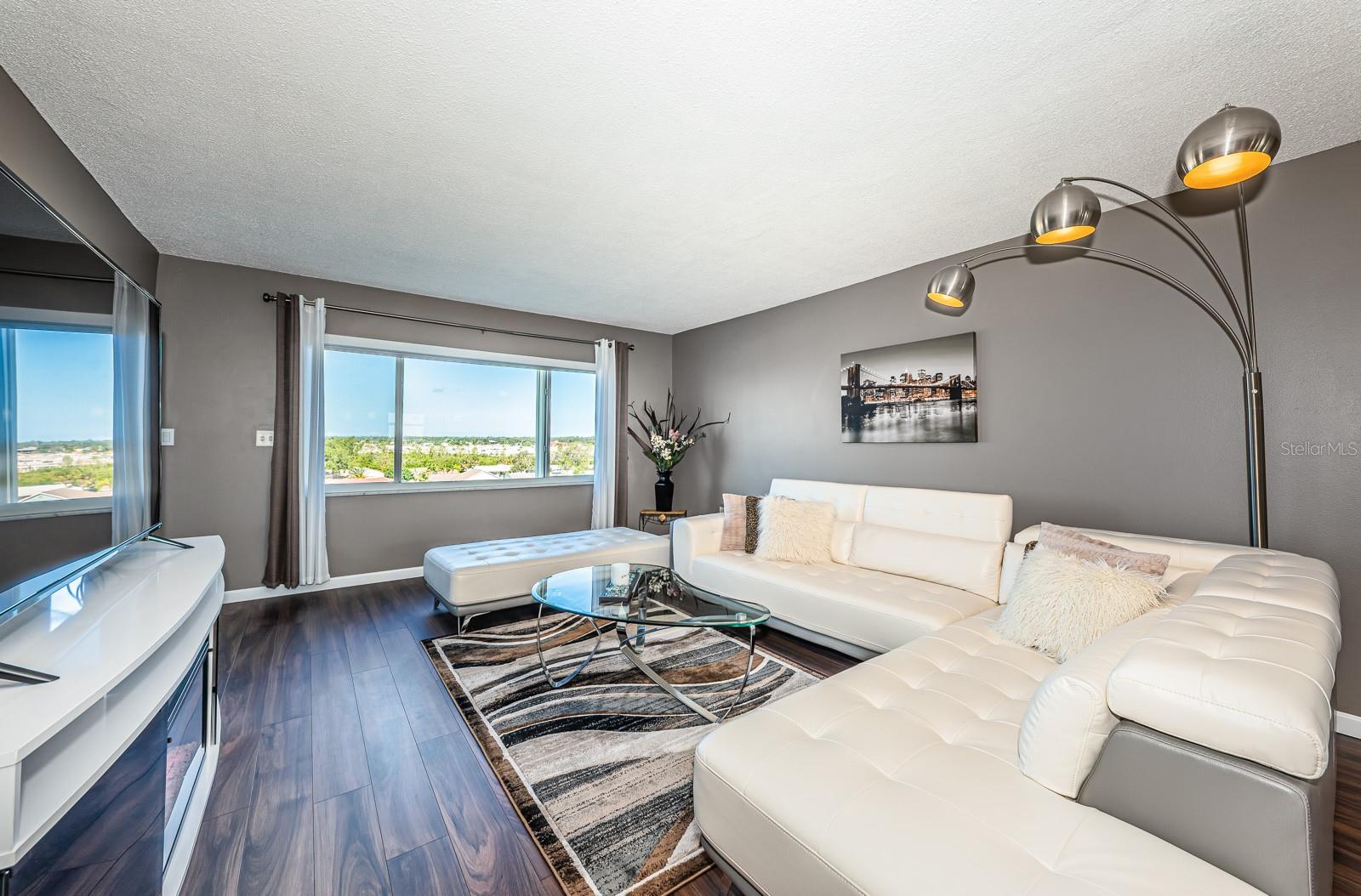 COLUMBIA TOWERS CONDO - Residential