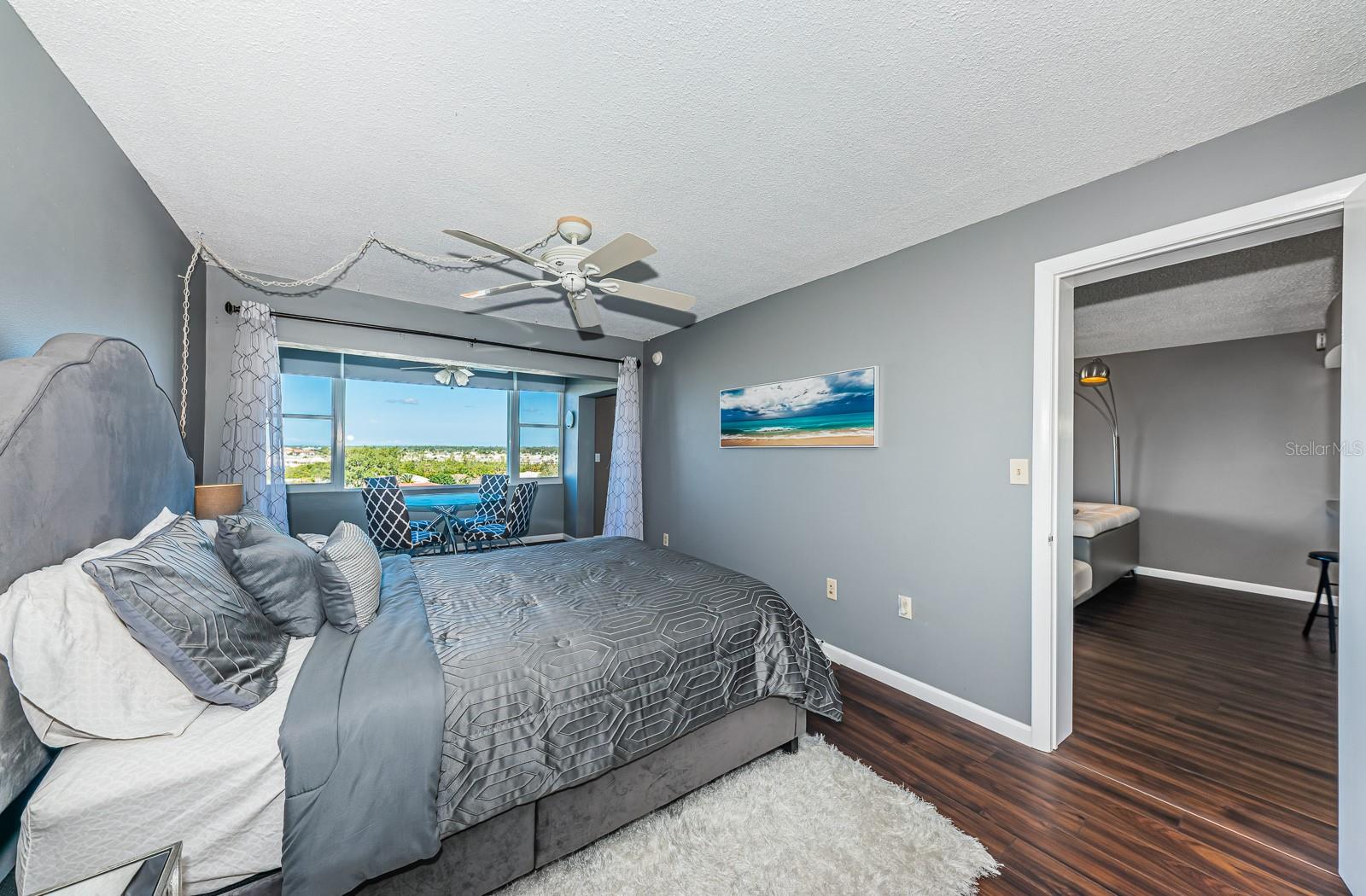 COLUMBIA TOWERS CONDO - Residential