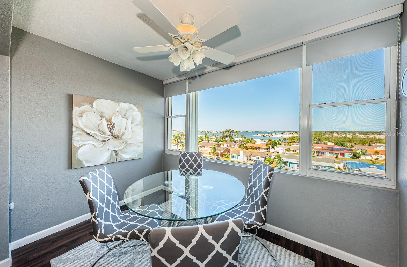 COLUMBIA TOWERS CONDO - Residential