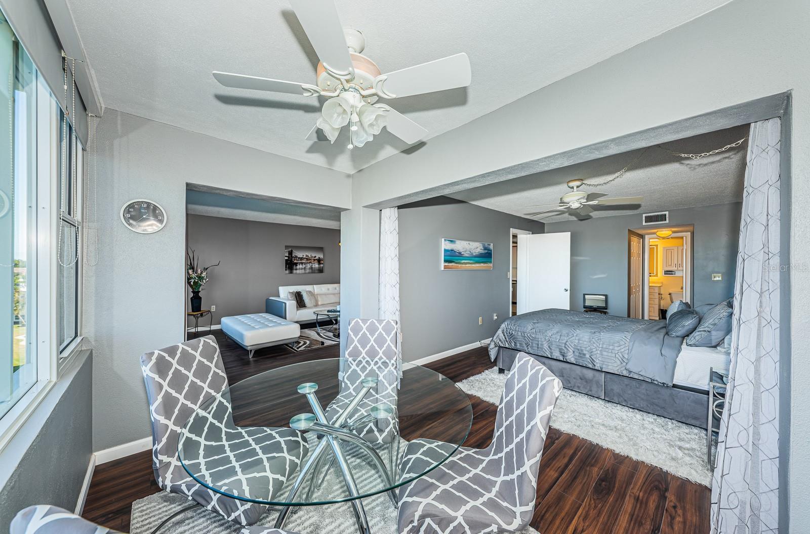 COLUMBIA TOWERS CONDO - Residential