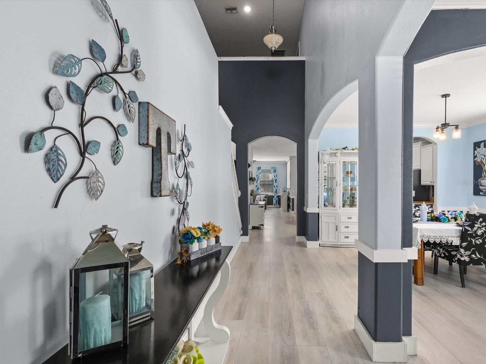 11695 CRESTRIDGE LOOP
