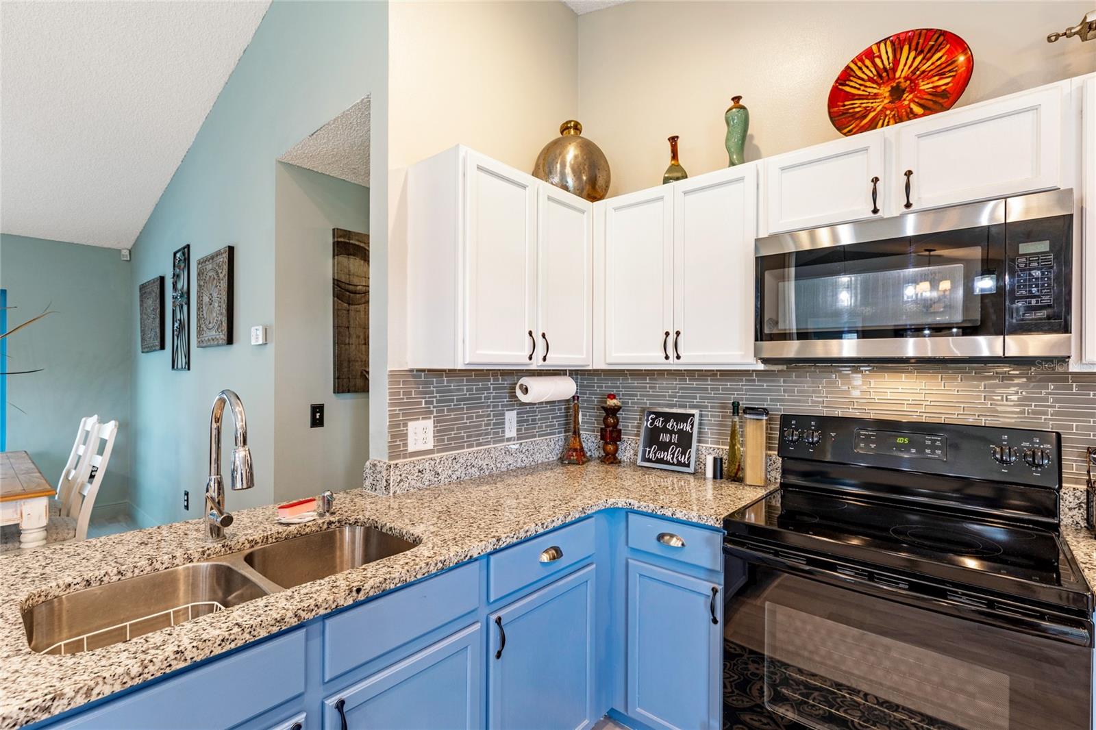 ALLAMANDA GRACE - Residential