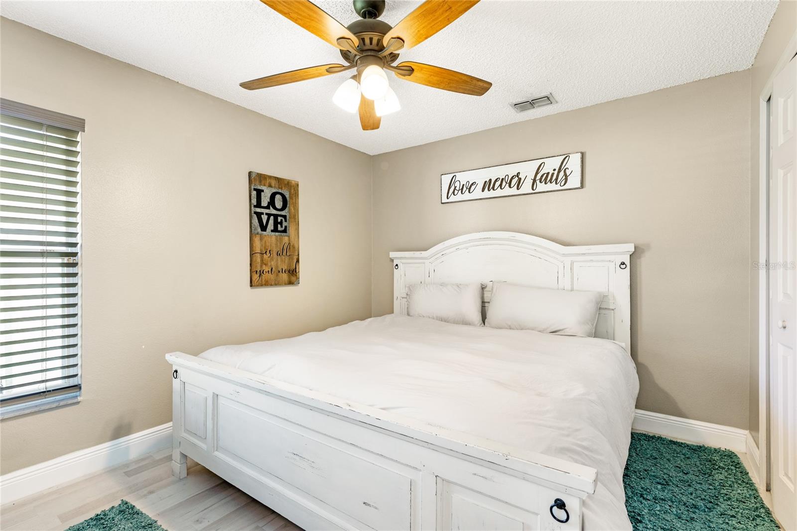 ALLAMANDA GRACE - Residential