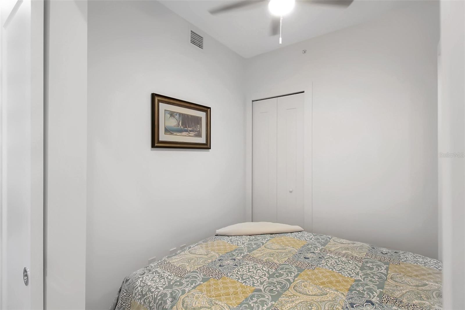 STRAND/SARASOTA - Residential Lease