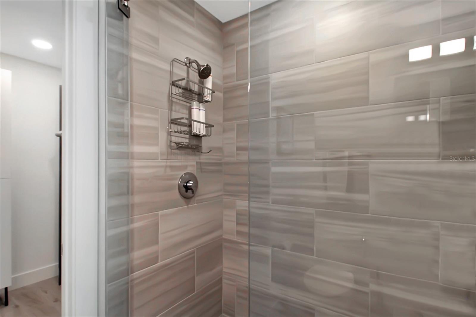 STRAND/SARASOTA - Residential Lease