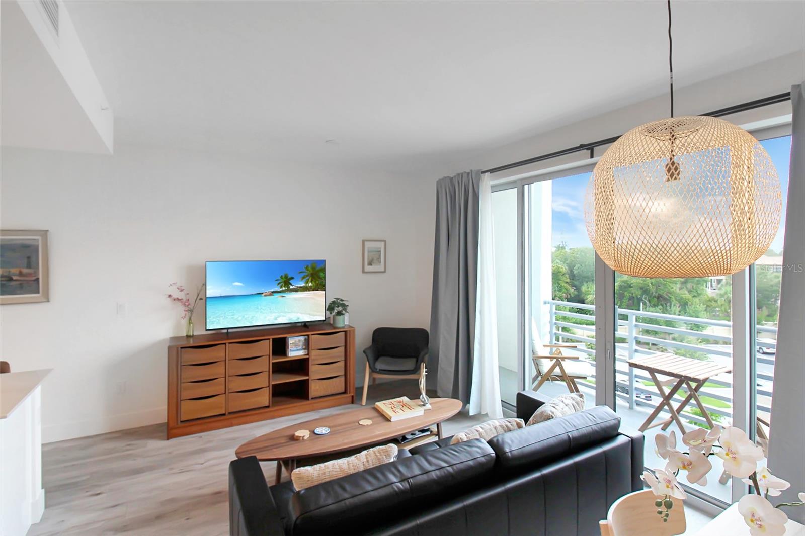 STRAND/SARASOTA - Residential Lease