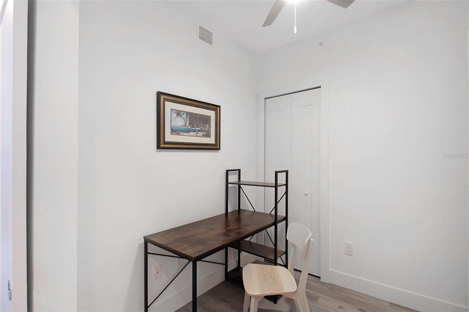 STRAND/SARASOTA - Residential Lease