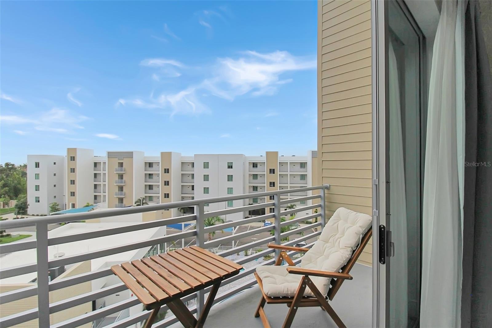 STRAND/SARASOTA - Residential Lease