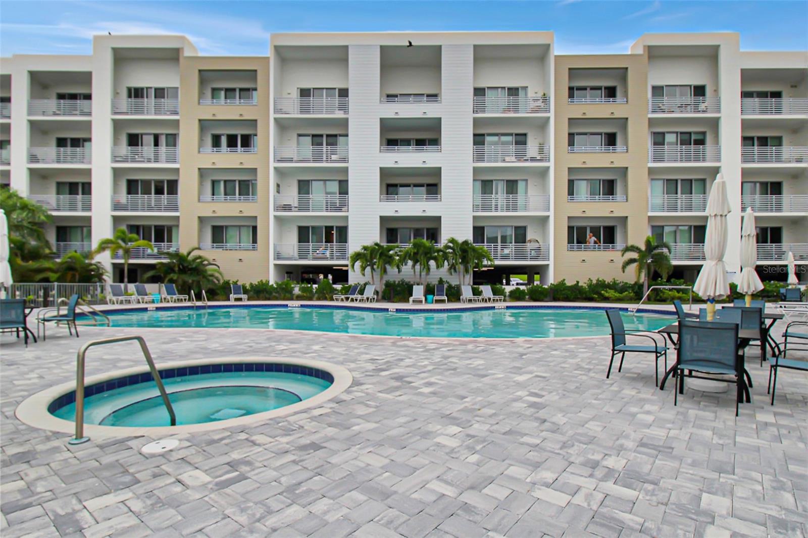 STRAND/SARASOTA - Residential Lease