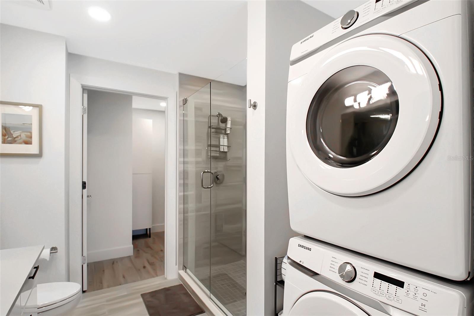 STRAND/SARASOTA - Residential Lease