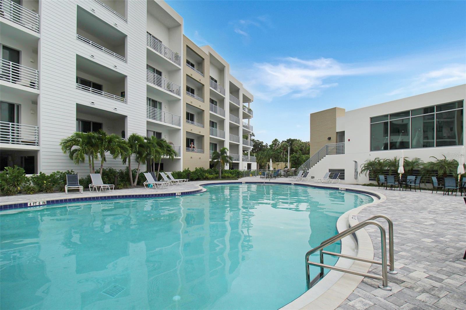 STRAND/SARASOTA - Residential Lease
