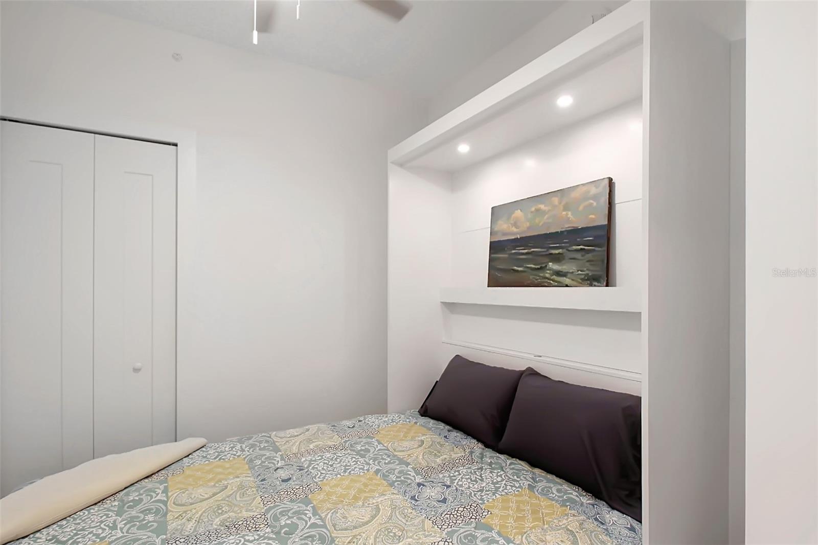 STRAND/SARASOTA - Residential Lease