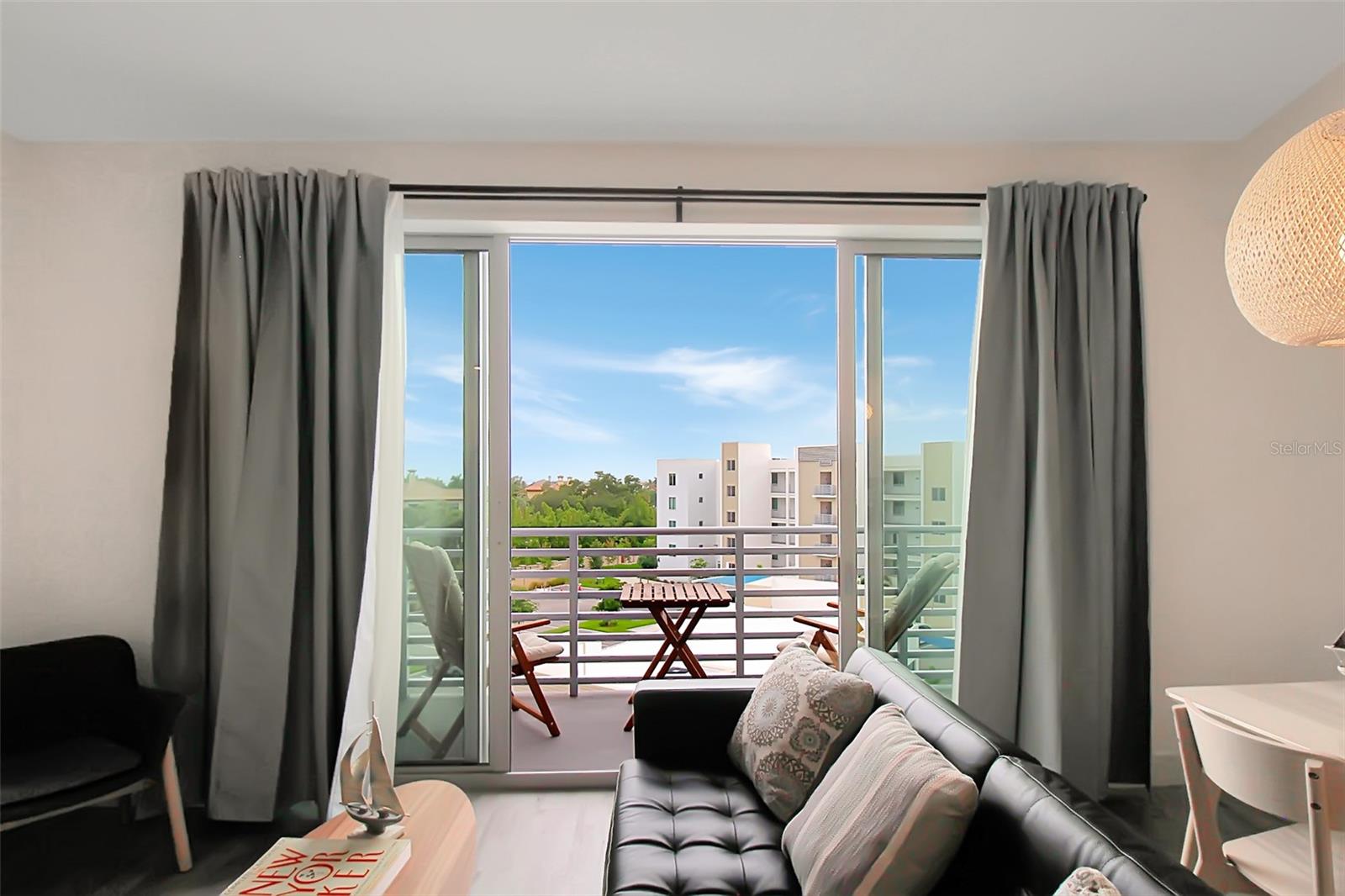 STRAND/SARASOTA - Residential Lease