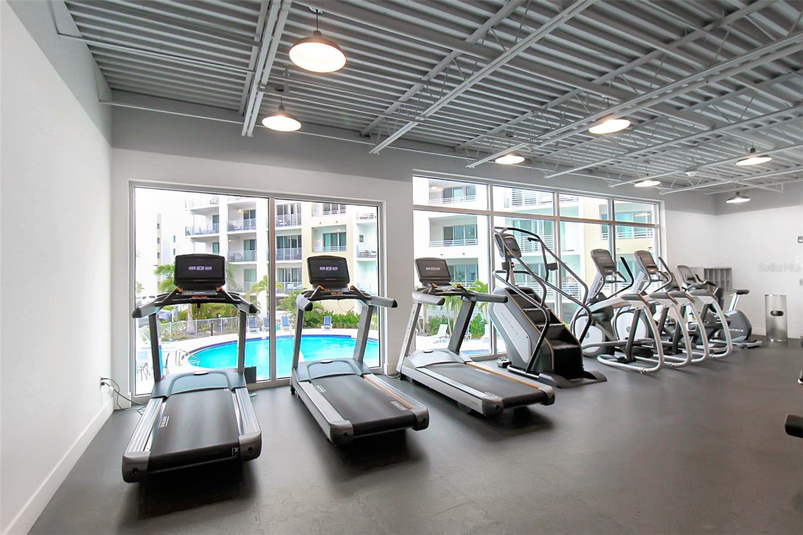 STRAND/SARASOTA - Residential Lease