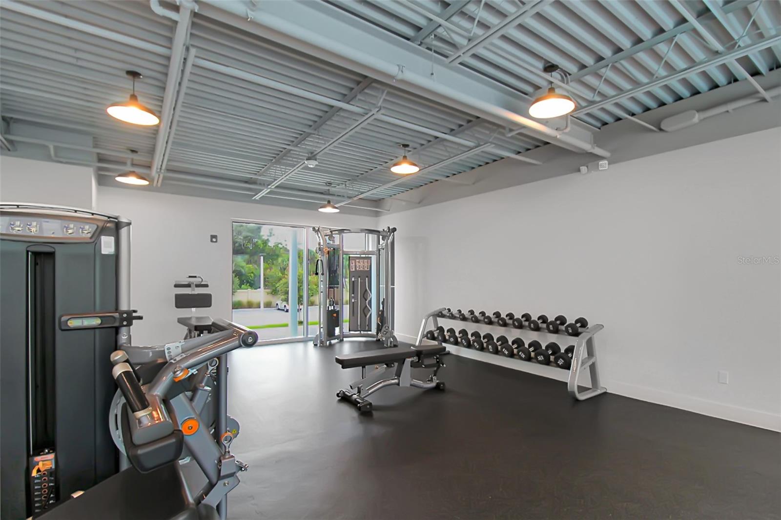 STRAND/SARASOTA - Residential Lease