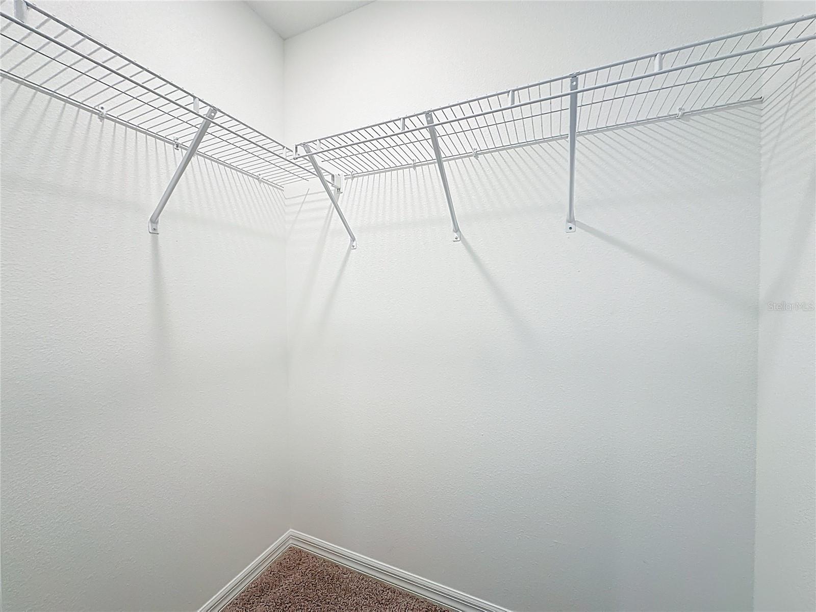 LIVE OAK GOLF & COUNTRY CLUB ESTATES - Residential