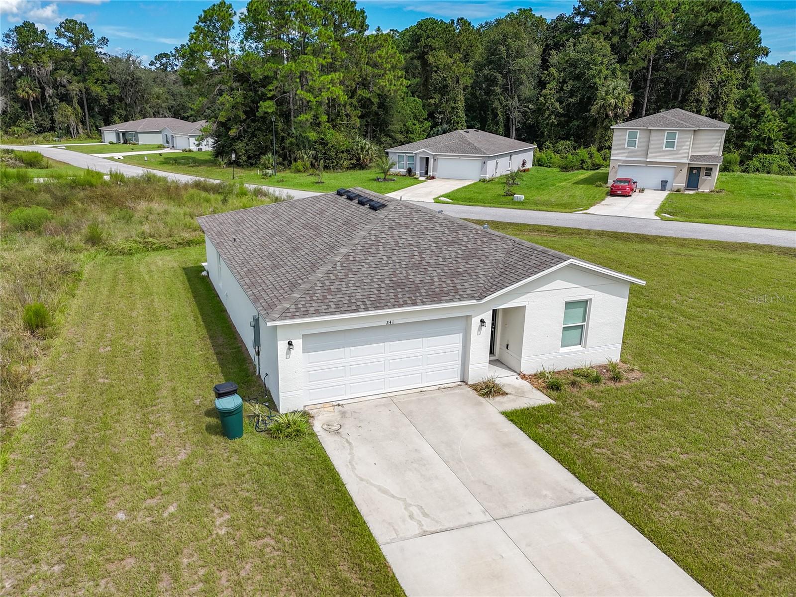 LIVE OAK GOLF & COUNTRY CLUB ESTATES - Residential