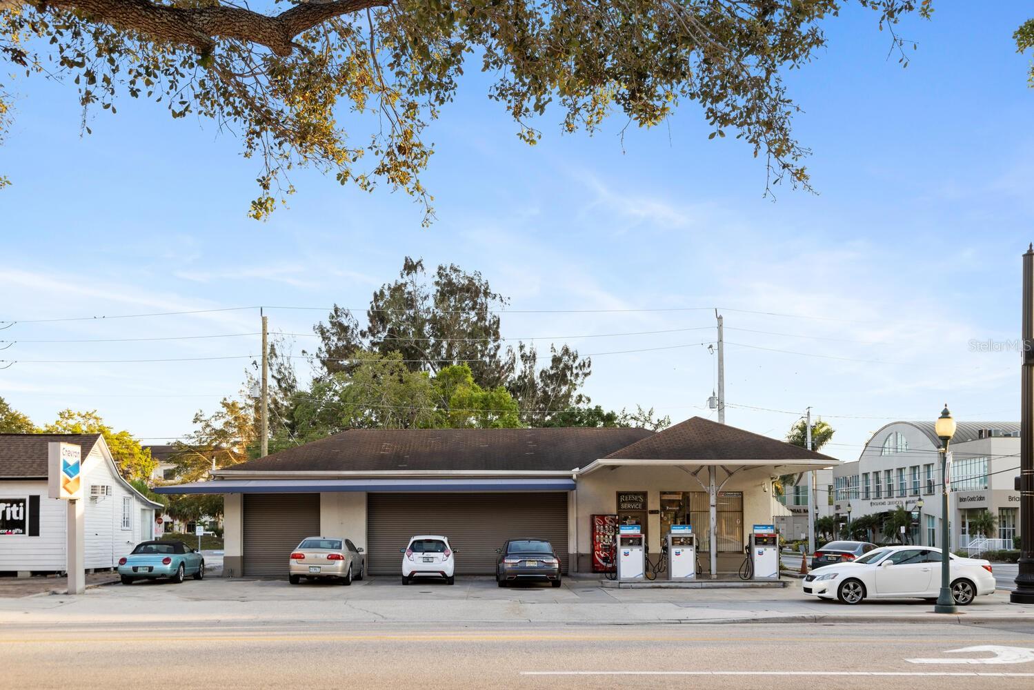 POS SUB OF BLKS G & H - Commercial Sale